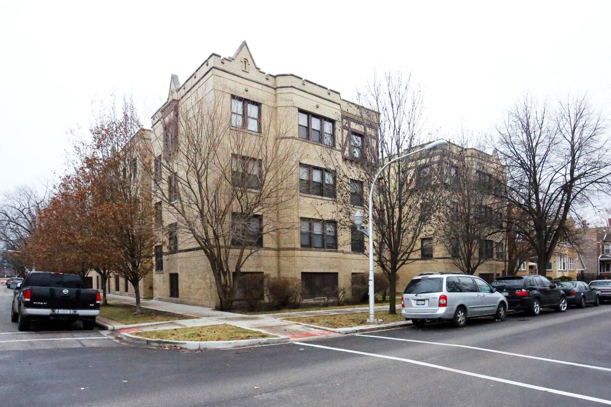 4049-57 N. Francisco Ave. 4049-57 N. Francisco Ave., Chicago, IL 60618 Irving Park - Leasing by Cross Street